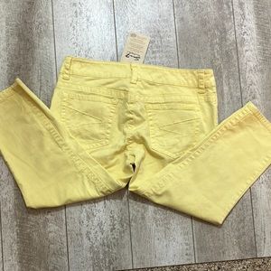 NWT 7 for all mankind capris yellow size 12